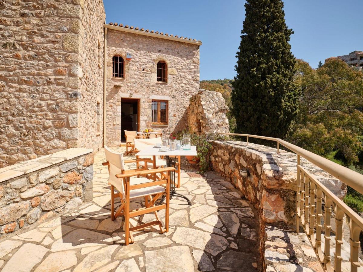 Petreas Castle Vila Kardamyli Exterior foto